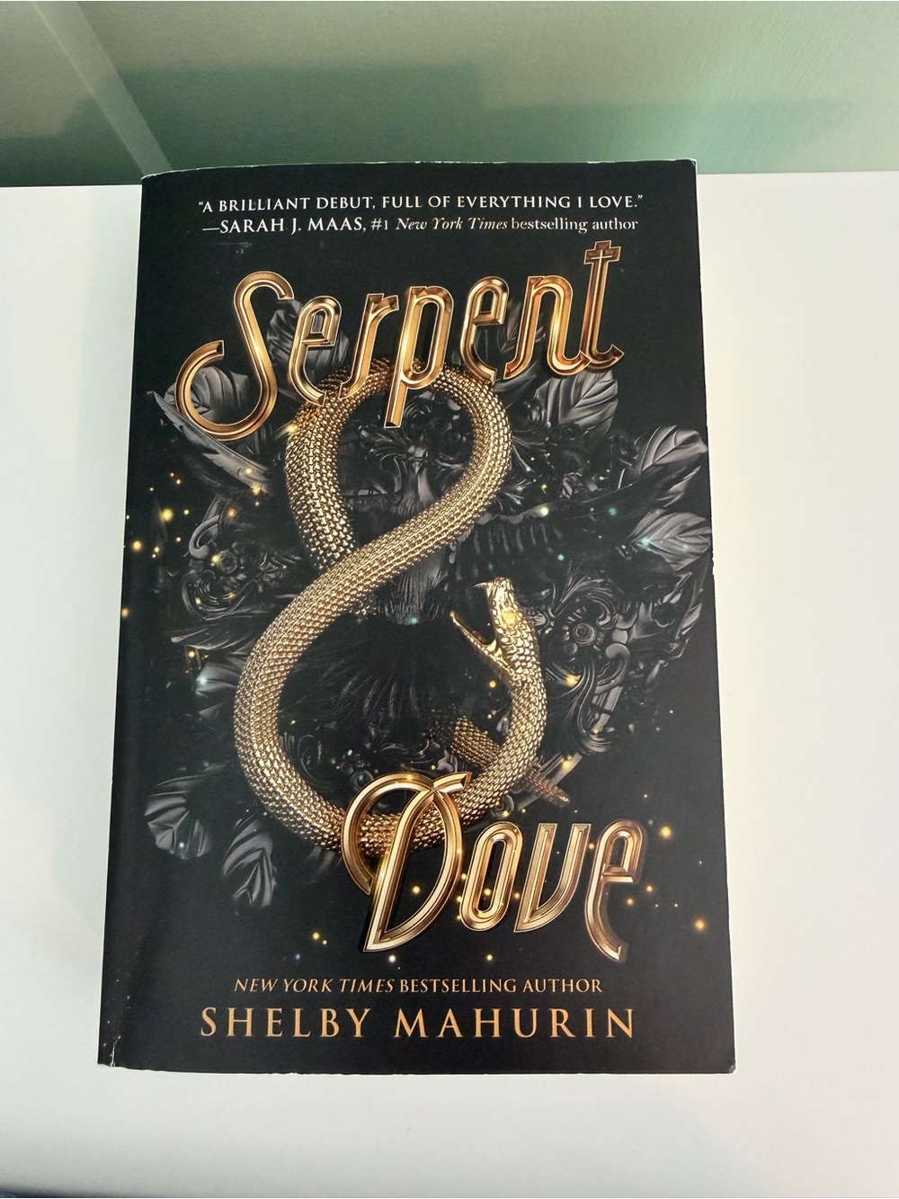Serpent & Dove Shelby Mahurin Paperback YA Fantasy Novel 2019 HarperTeen